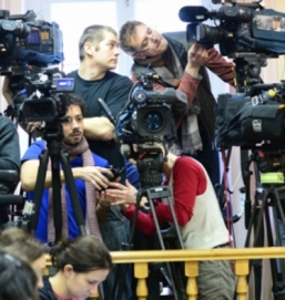 Депутаты хотят оградить журналистов от «людей в погонах, чинящих произвол»