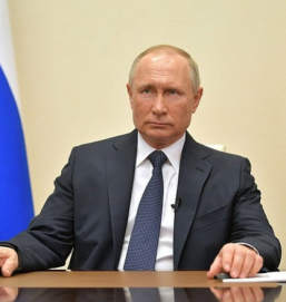 Критического спада в экономике РФ на фоне пандемии не произошло – Владимир Путин