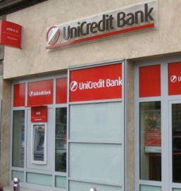 Юникредит банк инн. UNICREDIT банк. ЮНИКРЕДИТ банк офис в Италии. ЮНИКРЕДИТ банк вывеска. ЮНИКРЕДИТ банк отделения на карте.