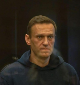Срок Навального заменен на реальный