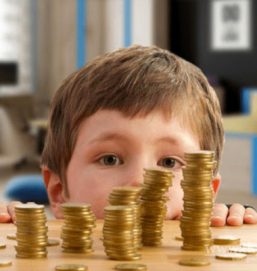 На выплаты на детей 3–7 лет будет направлено 21,5 миллиарда рублей